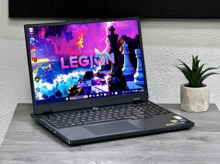 Lenovo Legion 5 15IRX10 1